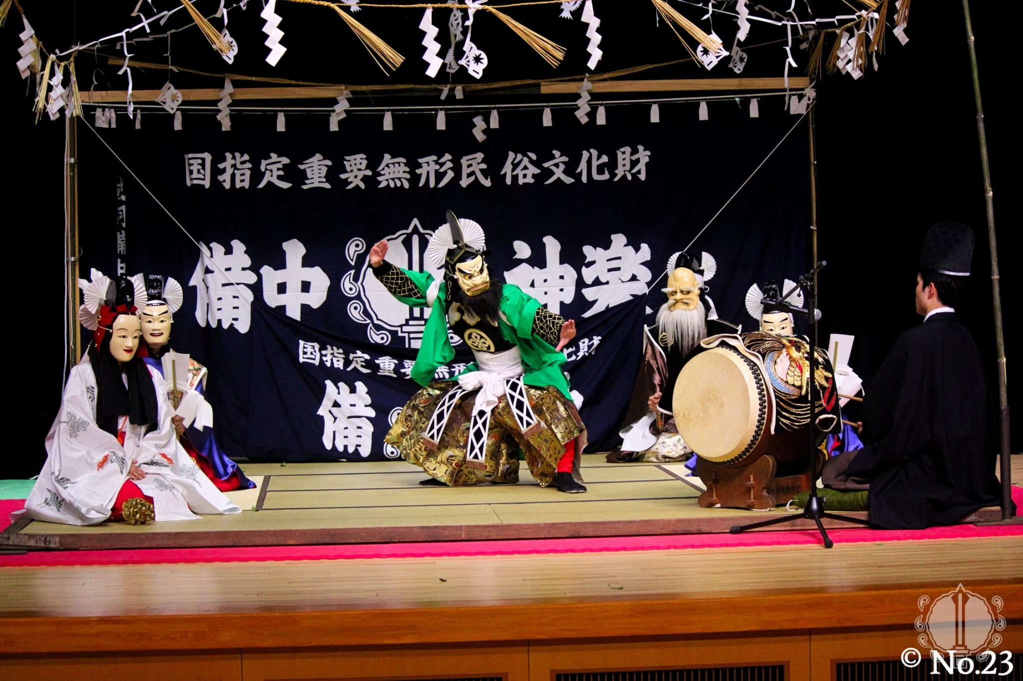 舞に宿る祈り ― 備中神楽の魅力をたどる - ゆるたび高梁